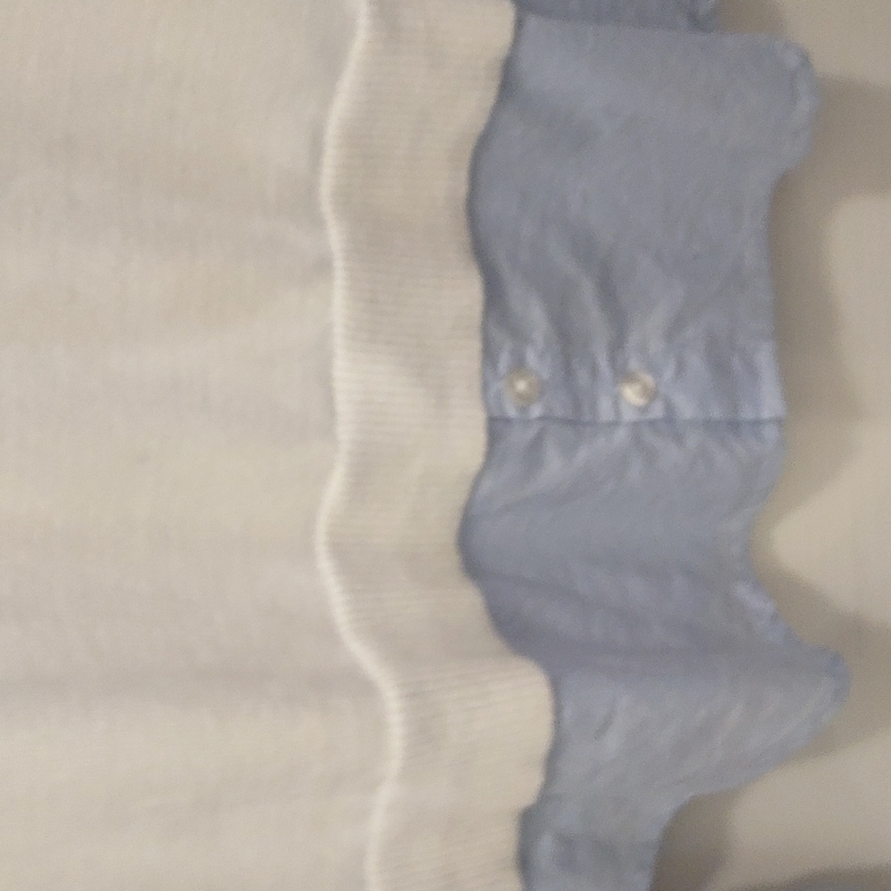 Sweater - Picture 3 of 4